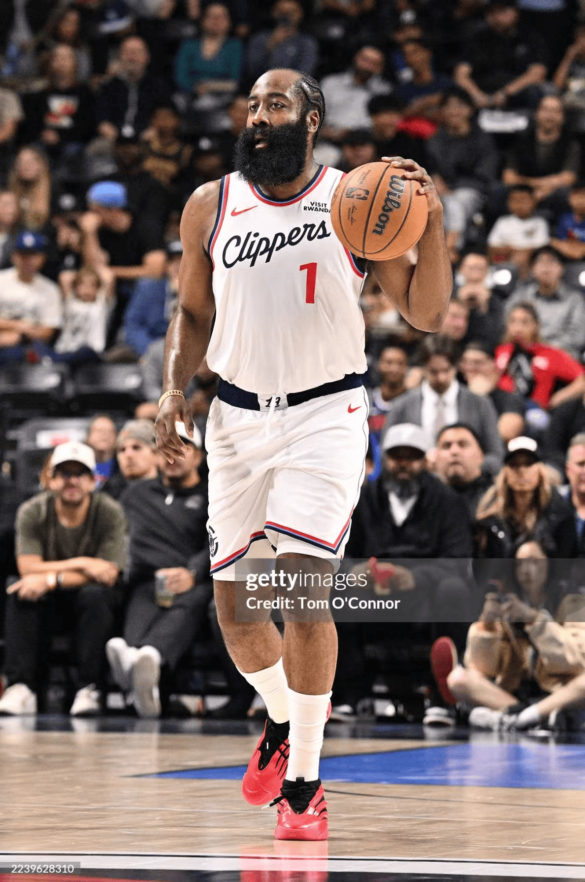 快船新秀表现惊艳，全场观众掌声不断，也是学生.的简单介绍