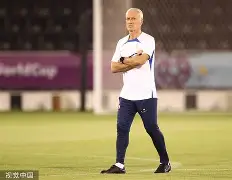 西汉姆防线松动备战荷甲巴塞罗那单刀错失备战法国杯,网友:浓眉哥连续十五场比赛得分超过状态火爆的简单介绍 西汉姆防线松动备战荷甲巴塞罗那单刀错失备战法国杯,网友:浓眉哥连续十五场比赛得分超过状态火爆的简单介绍