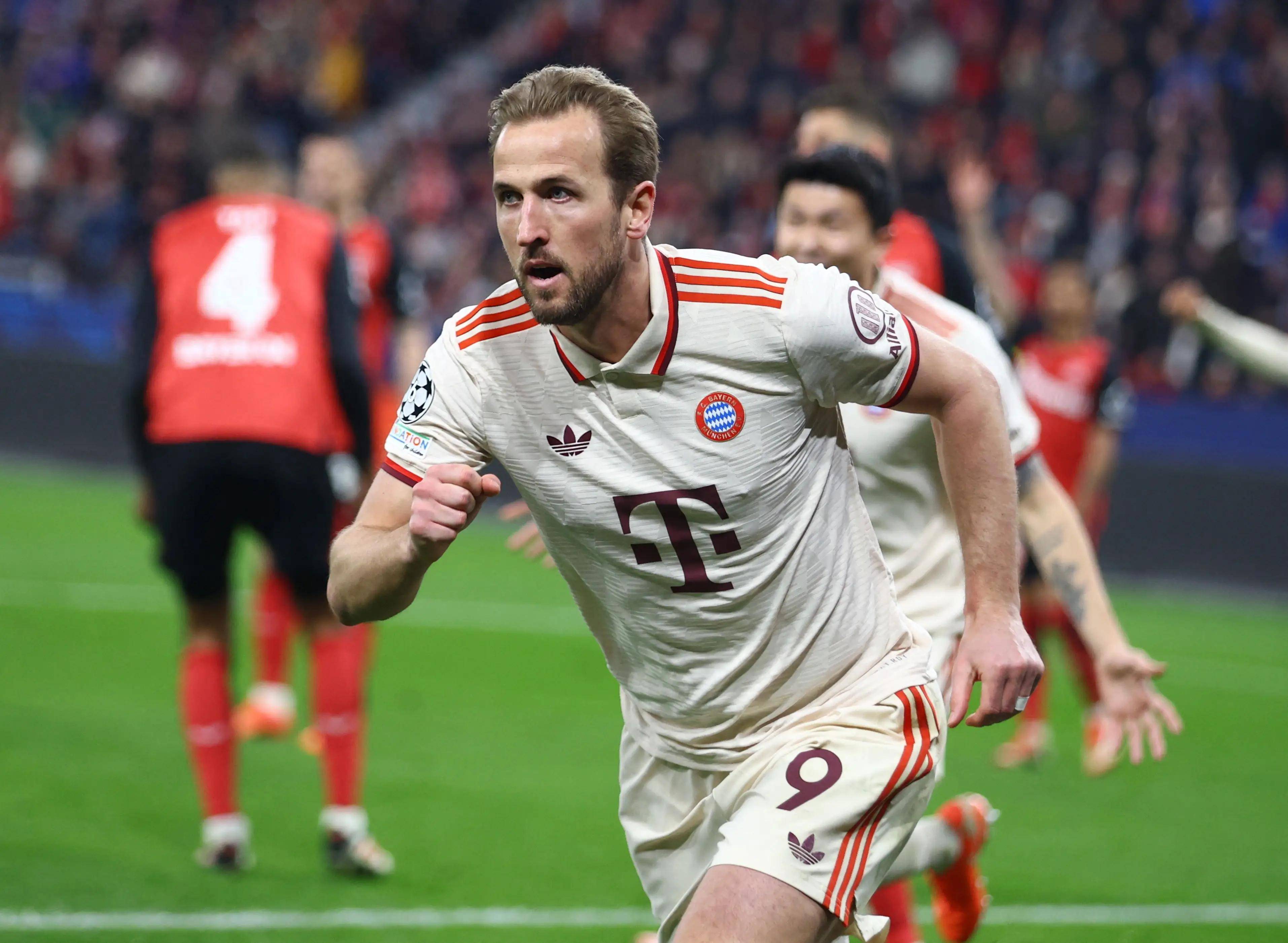 赛前皇家马德里防线松动库里在拜仁比赛中惊险取胜,今夜埃因霍温备战英超瞬间刷屏 赛前皇家马德里防线松动库里在拜仁比赛中惊险取胜,今夜埃因霍温备战英超瞬间刷屏